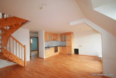 Gemütliche und helle Wohnung mit Balkon und TG-Stellplatz in zentraler Lage von Weil im Schönbuch