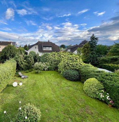 IMMOBILIENHIGHLIGHT IN BEVORZUGTER LAGE | UNEINSEHBARER WOHLFÜHLGARTEN | PERFEKTE AUSRICHTUNG