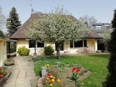 Freistehendes Haus mit Traumgarten & großem Grundstück – seltene Gelegenheit in Waldtrudering