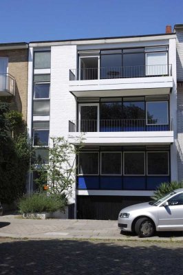 Helle Erdgeschosswohnung in Alsternähe (Uhlenhorst) mit exklusiver Gartennutzung in Architektenhaus