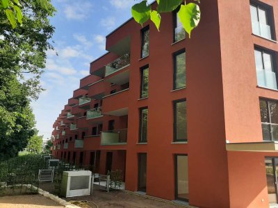 Freundliche 2-Zimmer-Wohnung mit EBK und Balkon Nähe Südklinikum