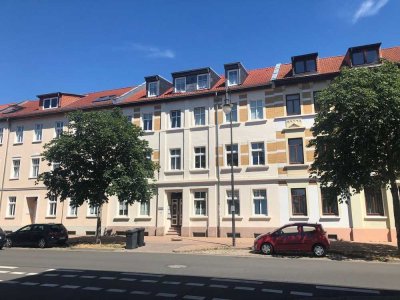 2- Raum- Wohnung in Dessau Nord, selber streichen, Miete sparen