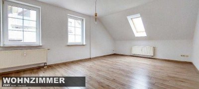 Wohnen in Oberplanitz. Frisch renovierte 2-Raum Wohnung in grüner Lage.
