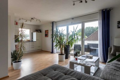 Geschmackvolle, gepflegte 3-Raum-Wohnung mit gehobener Innenausstattung mit EBK in Ingolstadt