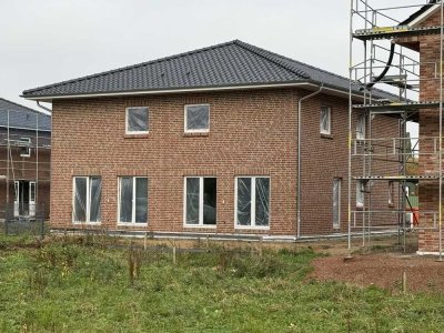 Neubau Moderne Doppelhaushälfte in Seestermühe - Erstbezug 2026