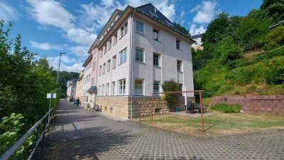 **Freie Wohnung in der Uhrenstadt Glashütte, im DG, mit Außenstellplatz**