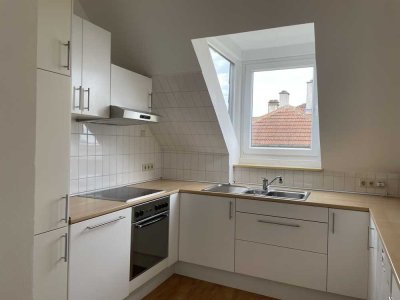 Viel Platz für den Alltag in dieser 4-Zimmer-Wohnung in Wiesbaden