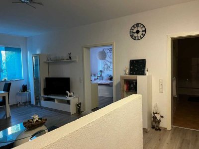 Freundliche und neuwertige 2-Raum-OG Wohnung mit gehobener Innenausstattung in Hachenburg