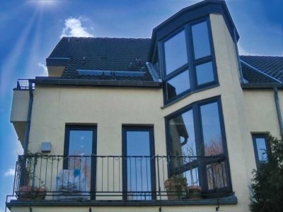 Sonnige 3- Zimmer Maisonette mit Dachterrasse und Blick ins Grüne!