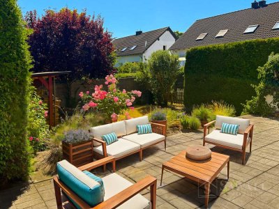 Ein Zuhause zum Verlieben – Familienfreundliche Doppelhaushälfte mit Gartenidylle und Kaminromantik