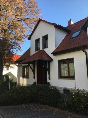 Schönes Haus mit fünf Zimmern in Dachwig