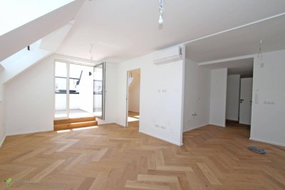 Exklusive Dachgeschosswohnungen mit Außenflächen in einem schönen Altbau