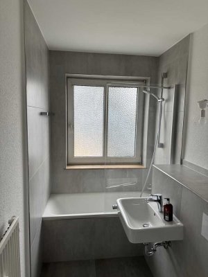 Wunderschöne zentral gelegene 2 Zimmerwohnung in Eschersheim zu vermieten