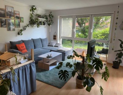 Helle 2-Zimmer-Wohnung mit EBK im EG - perfekt für Singles oder Paare