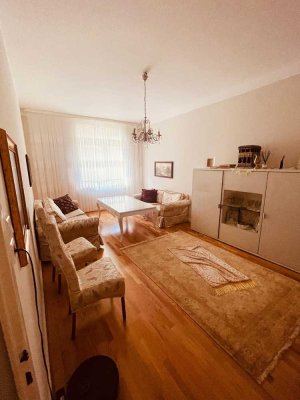 Familienfreundliche Altbauwohnung mit Charme