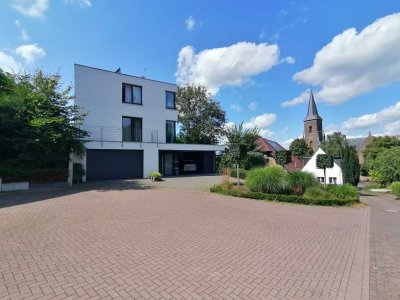 modernes, hochwertiges EFH in Top-Lage, Bj. 2015 ( Effizienzhaus 55 )