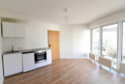6,08% nachhaltige Rendite / Vermietete renovierte Wohnung mit Einbauküche in zentraler Lage