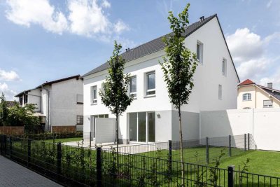 Exklusives Doppelhaus in KfW 40 QNG Plus Standard in Neustadt