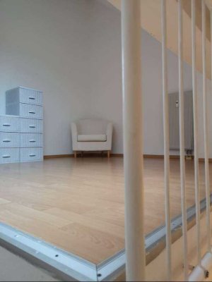 Helle 2,5-Zimmer Maisonette-Wohnung in Mönsheim