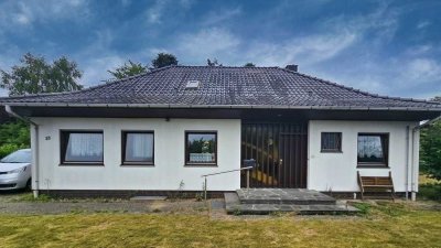 Reserviert! +Charmantes Fertighaus mit Ausbaupotenzial und großem Grundstück+