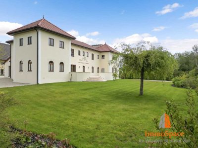 ImmoSpace * EXKLUSIVE EVENTLOCATION *  GROSSER GARTEN-, TERRASSEN- UND VERANSTALTUNGSBEREICH