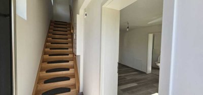 Geschmackvolle 2-Raum-Wohnung in Rechtmehring -erstbezug/neubau - maisonette wohnung
