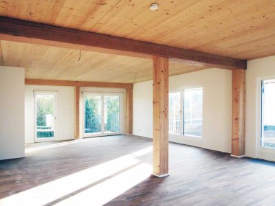 Erstbezug mit Balkon: Geschmackvolle 4-Raum-Wohnung in Berlin Buckow (Neukölln)