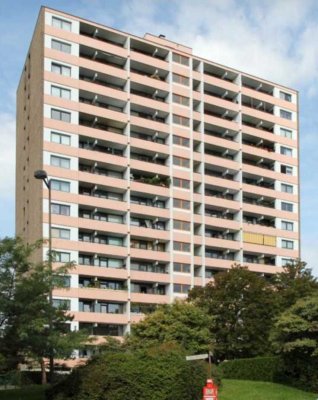 Einziehen und wohlfühlen, 1A ausgestattete 3 Zi. -Wohnung mit Balkon in Lampertheim