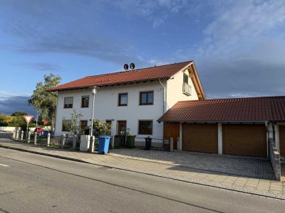 Großzügige, neuwertige Doppelhaushälfte in Mühldorf-Mößling mit viel Stellplatz
