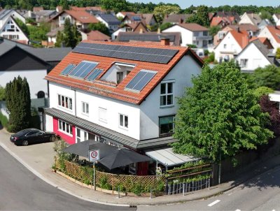Attraktive Kapitalanlage mit vermieteter Gewerbeeinheit und Wohnraum