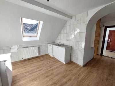 2 X 2 ZKB Wohnung in gepflegter Wohnanlage Nähe Physiotherapieschule an Selbstzahler zu vermieten