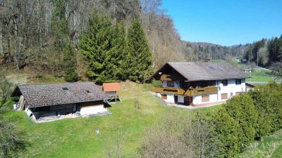 Traditionelles Mehrfamilienhaus mit Charme und vielseitigen Nutzungsmöglichkeiten!