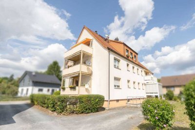 Wintergarten und Kachelofen! 3 Zimmer- Eigentumswohnung mit Potential + Garage inklusive!