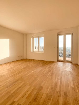 Hier findet die ganze Familie Platz - frisch sanierte Wohnung zu verkaufen ! Erstbezug!