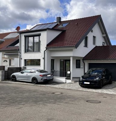 großzügiges Einfamilienhaus mit Ausblick, S-Bahn, Passivhaus