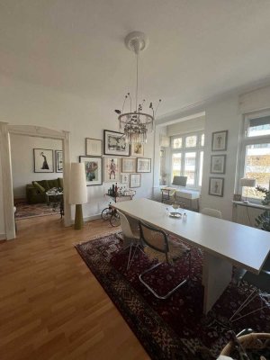 Wunderschön sanierte 4 Zi-Whg in Jugendstilhaus mit original Stilelementen und ruhigem Balkon