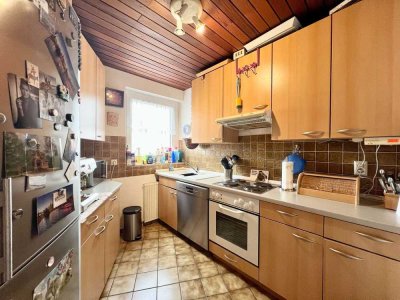 ��16th floor / parking space / central / renovated façade & windows / solid investment /