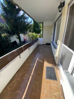 2-Zimmer, Küche, Bad, Balkon warten auf einen neuen Mieter, keine Haustiere