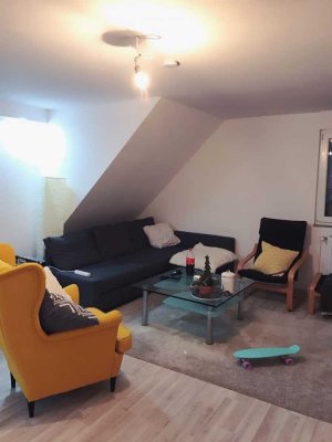 2,5 Zimmer / 80 qm DG-Wohnung zusätzl. mit 30 qm Nutzfläche in Wetteraukreis, Rockenberg