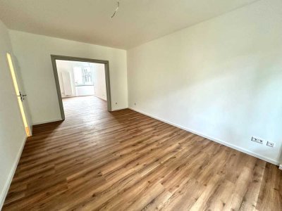 Exklusive, lichtdurchflutete Altbauwohnung mit Balkon – hochwertig saniert in Dortmund-Mitte Ost