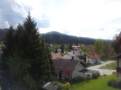 Attraktive, zentrale Zwei-Zimmer-Wohnung mit Südausblick auf den Silberberg in Bodenmais