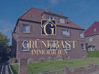 Gepflegtes Mehrfamilienhaus in klassischer Klinkerfassade