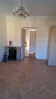 Sanierte Altbauwohnung im Bezirk Jakomini
