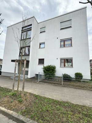 Exklusive, modernisierte 4-Zimmer-Wohnung mit Balkon und EBK in Heilbronn