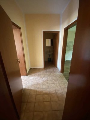 Renovierungsbedürftige 3,5-Zimmer-Wohnung in Dortmund