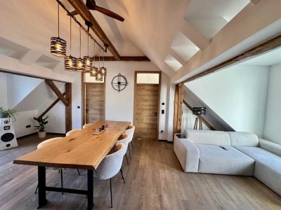 Exklusive 4-Zimmer DG-Wohnung