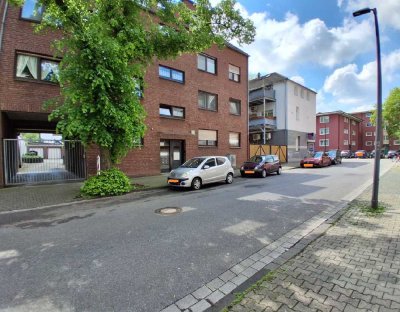 Terrassen-ETW mit Garage und einem riesigen Bonus-Freizeitgrundst. + Nebengeb. inkl.!