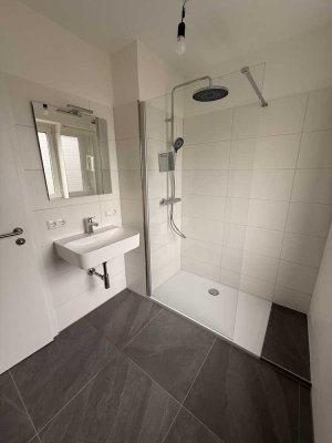 Modernisierte 3-Zimmer-Eigentumswohnung mit Balkon in Würzburg-Lindleinsmühle