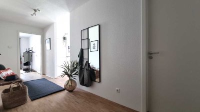 NUR NOCH WENIGE KLEINE WOHNUNGEN VORHANDEN!! Moderne 2 Zimmer mit Balkon