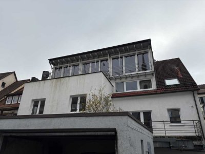 Großzügige Maisonette Wohnung mit Balkon, direkt im Zentrum